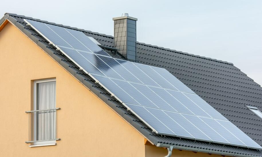 Jakie są wyzwania związane z instalacją mikroinstalacji fotowoltaicznej dla klimatyzacji? Jakie są wyzwania związane z instalacją mikroinstalacji fotowoltaicznej dla klimatyzacji?