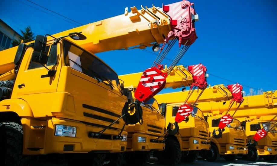 Sprzęty budowlane niezbędne do robót montażowych