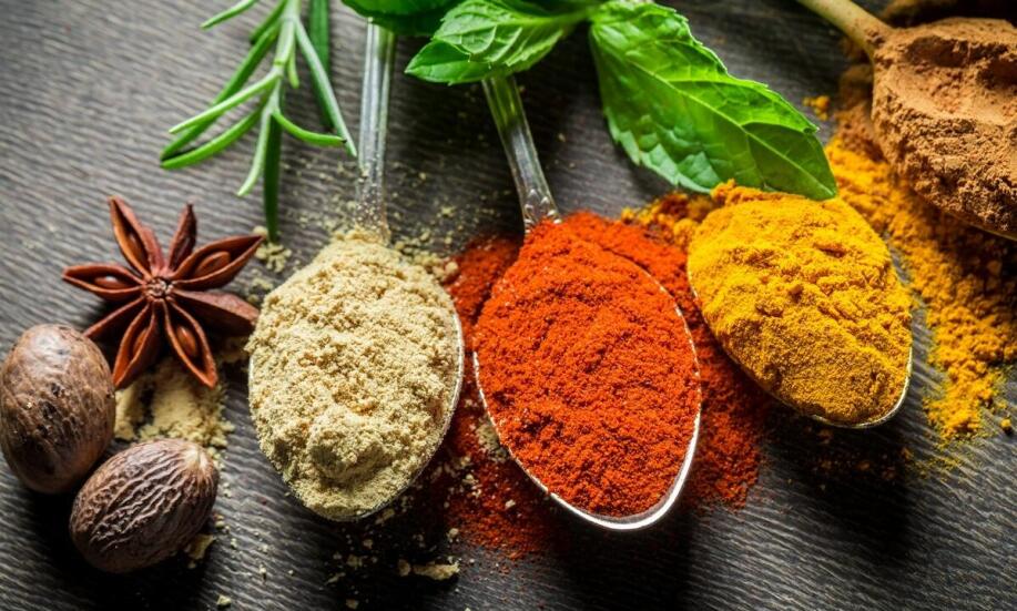 Przyprawy indyjskie: Sekret autentycznego smaku dań