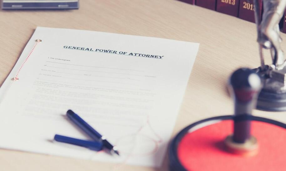 Współpraca z tłumaczem przysięgłym w sprawach rozwodowych – kiedy jest konieczna?