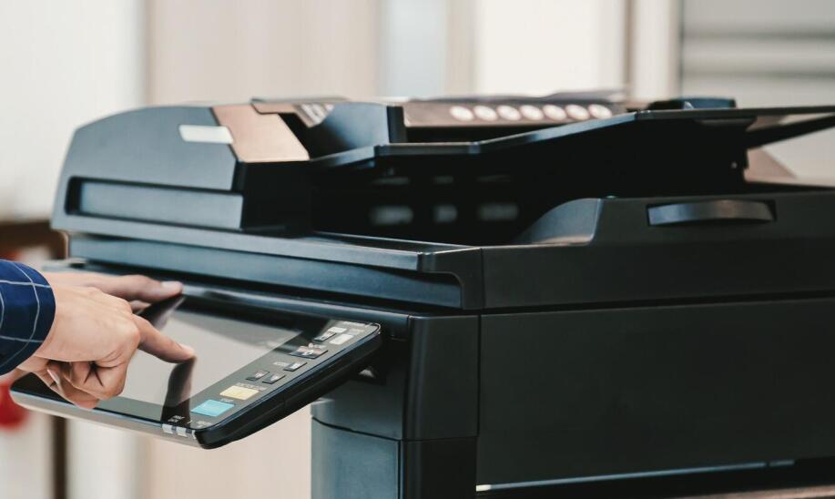 Jakie cechy powinny mieć idealne drukarki mono do pracy z dokumentami?