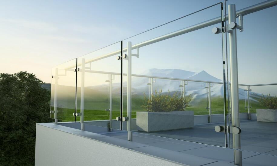 Wpływ wyboru balustrady szklanej balkonowej na środowisko