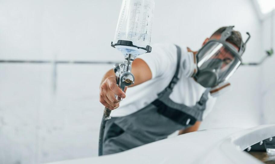 Jakie pytania zadać przed oddaniem samochodu do warsztatu lakierniczego?