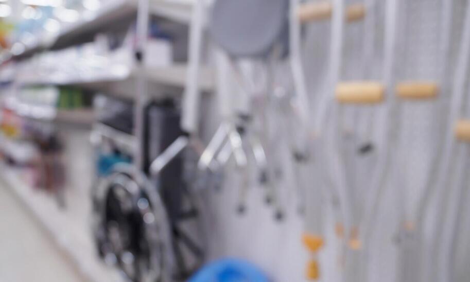 Dlaczego warto korzystać z profesjonalnego doradztwa przy wyborze sprzętu ortopedycznego?