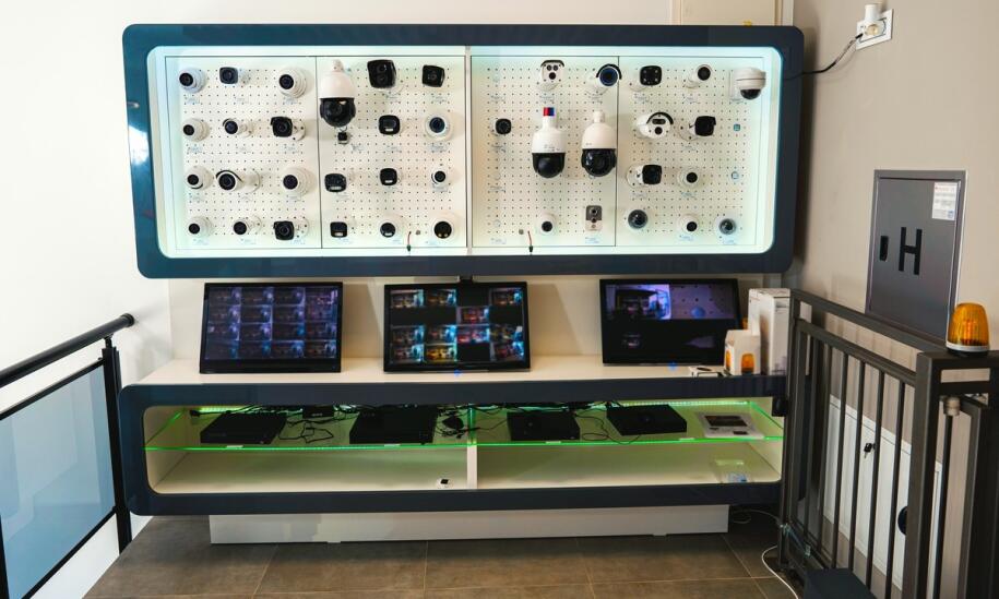 Jakie są korzyści z zastosowania inteligentnych kamer monitoringu?