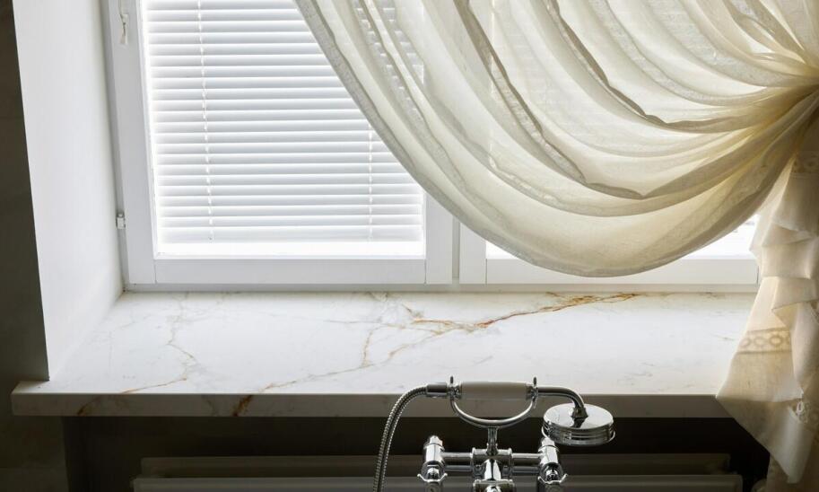 Najnowsze trendy w dekoracji okien z wykorzystaniem zasłon