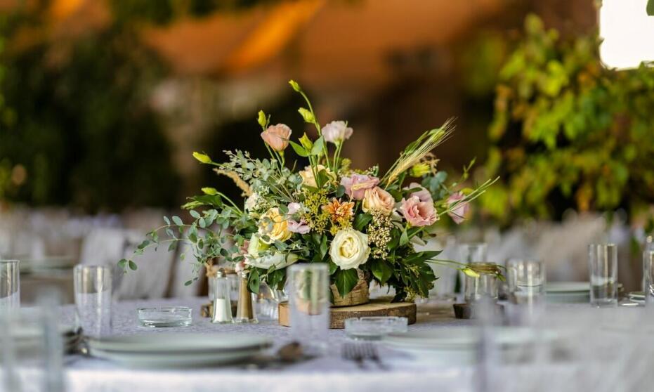 Najmodniejsze trendy w florystyce ślubnej na nadchodzący sezon