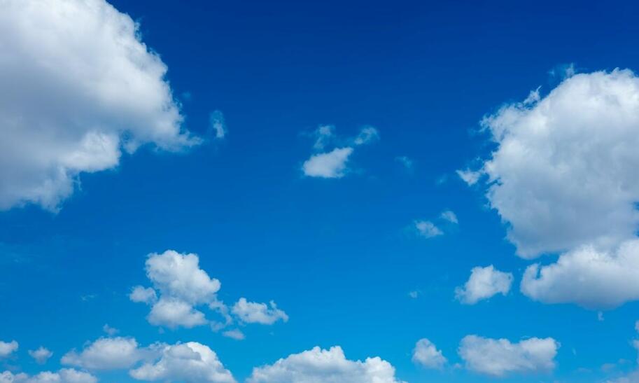 Jak się ubrać na skok ze spadochronem?