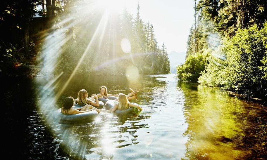 Spływ pontonem – doświadczenie, które pozostaje w pamięci na długo