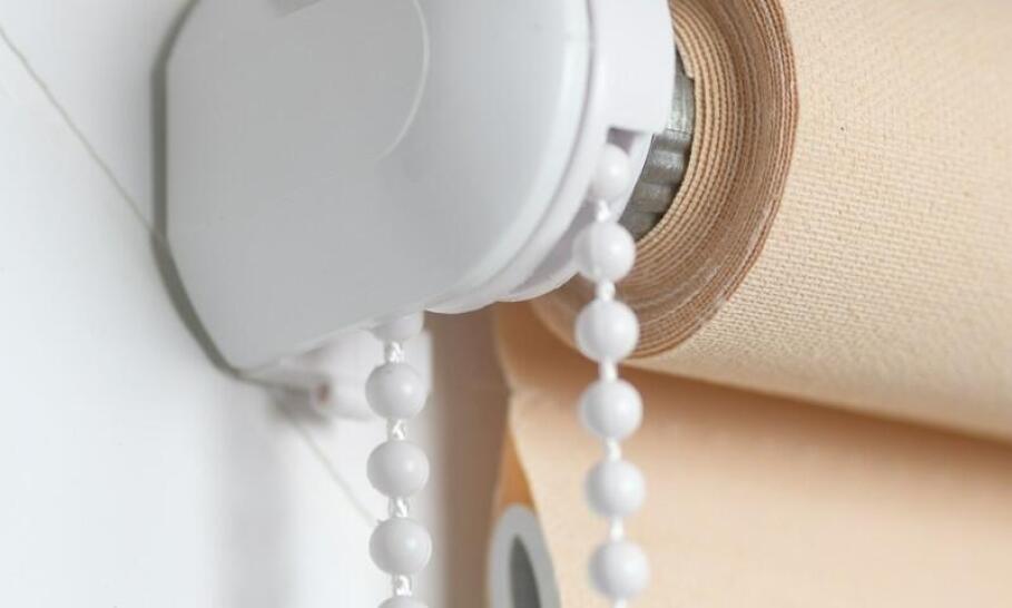 Zalety rolet w nowoczesnych wnętrzach