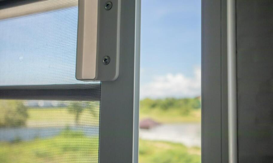 Moskitiery ramkowe – dlaczego warto je wybrać?