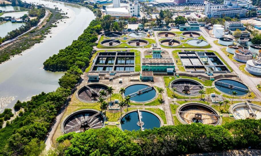 Wybór oczyszczalni dla gospodarstw domowych – na co zwrócić uwagę?