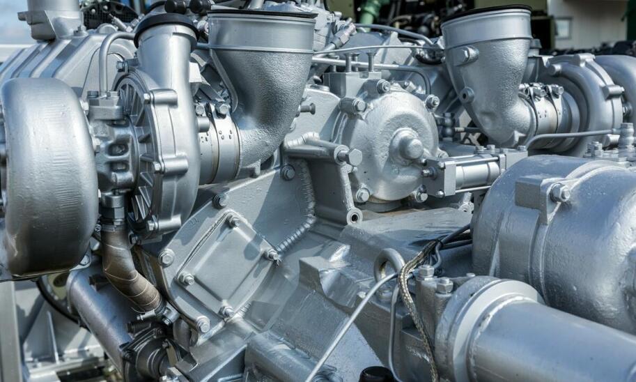 Jakie są różnice między nowym a regenerowanym silnikiem Iveco 3.0?