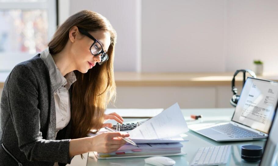 Co obejmuje kompleksowa obsługa księgowa w biurze rachunkowym?