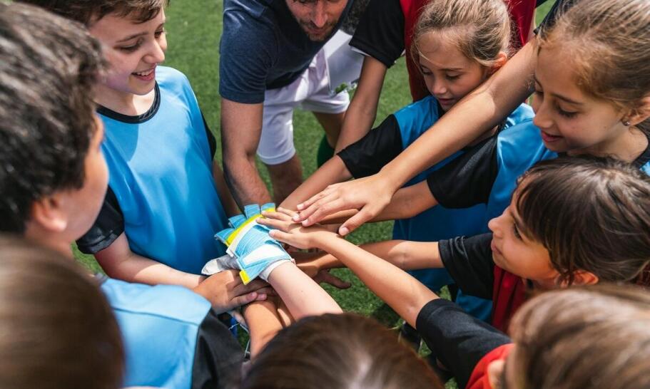 Jakie są najważniejsze zasady fair play podczas zawodów sportowych dla dzieci?