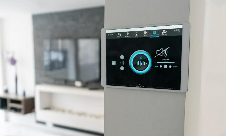 Jakie aspekty należy uwzględnić przy wyborze systemu alarmowego dla sklepu?