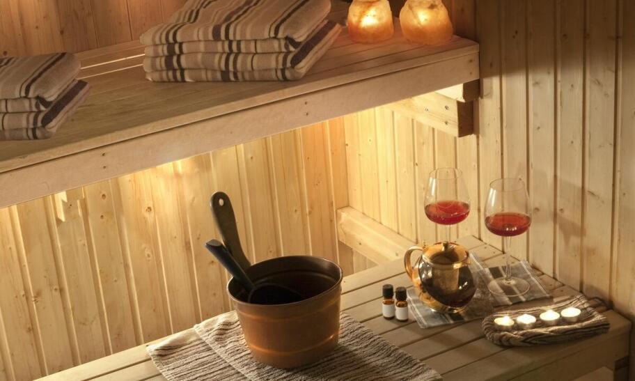 Różnice między saunami infrared a tradycyjnymi saunami fińskimi
