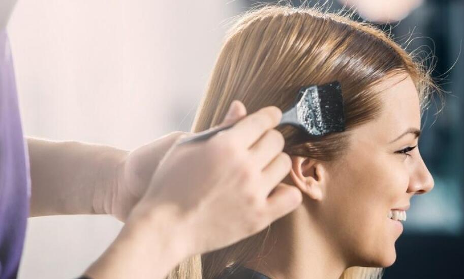 Różnorodność technik koloryzacji włosów dostępnych w Garwolinie