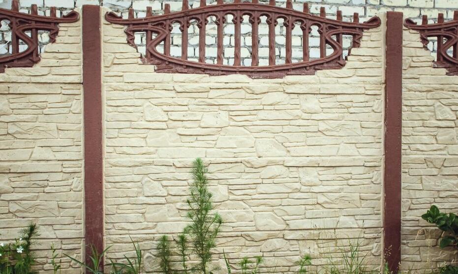 Sztachety kompozytowe pełne: trwałość w połączeniu z elegancją