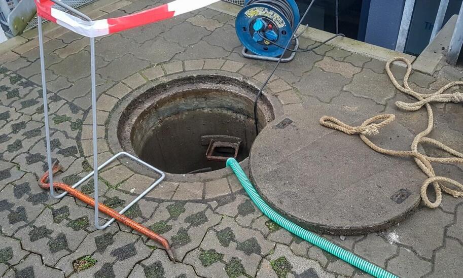 Hydrodynamiczne czyszczenie kanalizacji: na czym polega i kiedy jest stosowane?