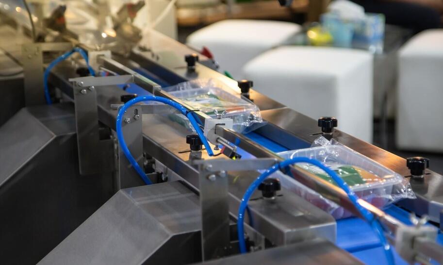 Aplikatory etykiet a automatyzacja procesów logistycznych