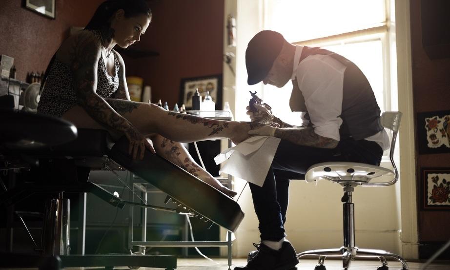 Które części ciała najchętniej tatuujemy?