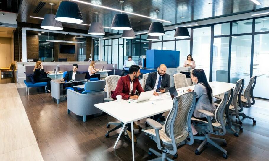 Jak kontenery socjalne wpływają na organizację przestrzeni roboczej