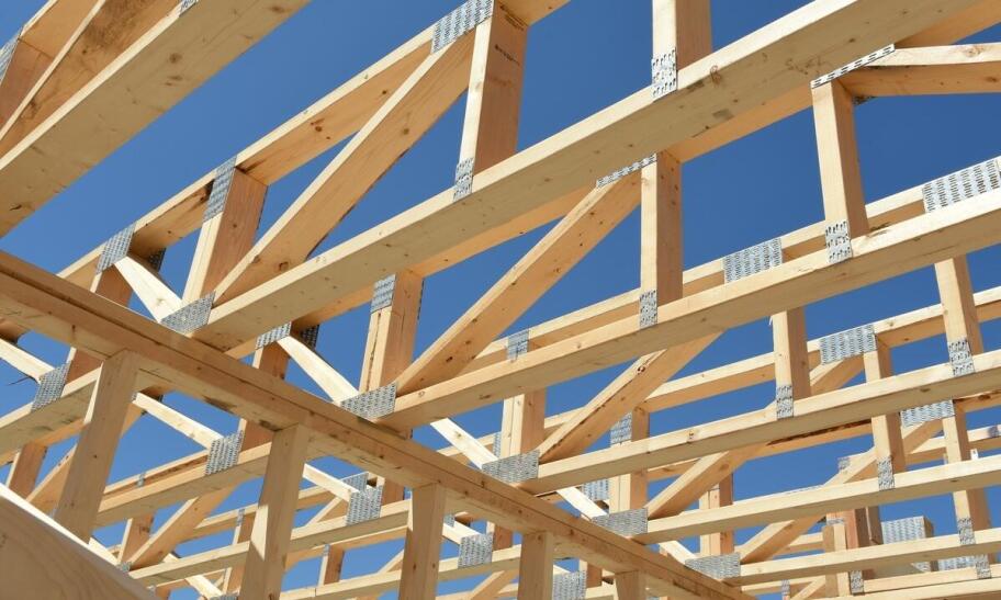 Wpływ impregnacji powierzchniowej na trwałość drewna konstrukcyjnego