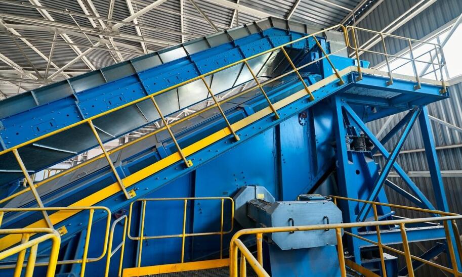 Nowoczesne technologie w rozdrabniaczach gabarytów a zrównoważone budownictwo