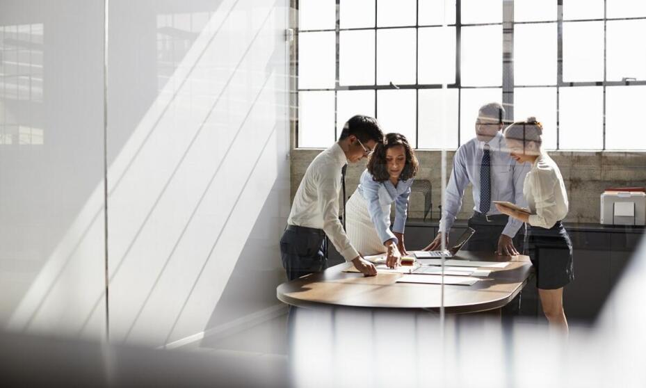 Jak adwokaci w Koninie pomagają w sprawach dotyczących prawa pracy?