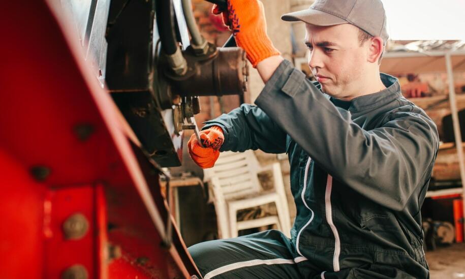 Specyfika badań technicznych dla ciągników rolniczych na naszej stacji