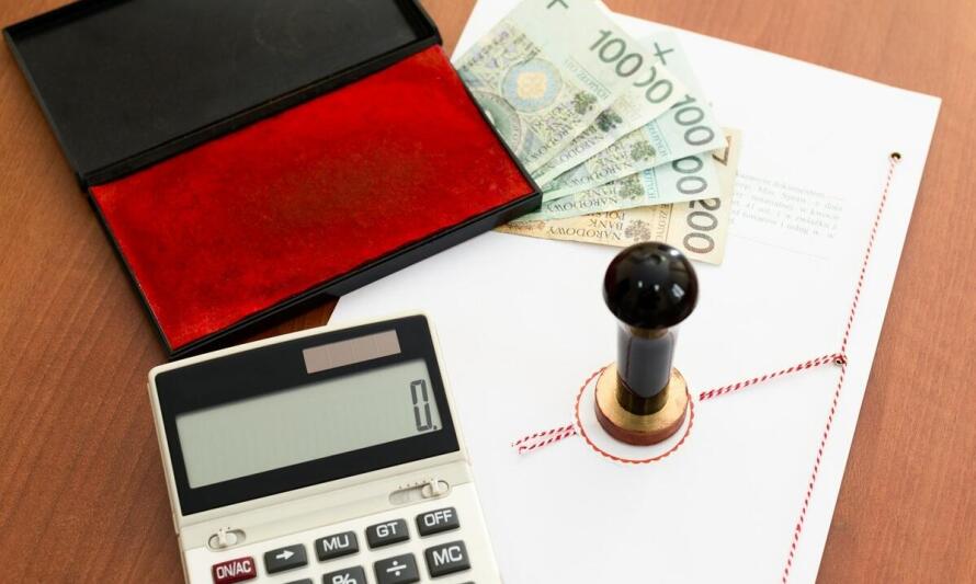 Jakie są zasady przechowywania pieniędzy w kancelarii notarialnej?