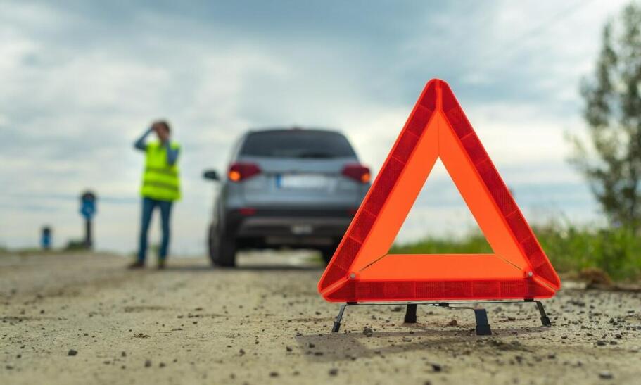 Wybór pomocy drogowej – kluczowe aspekty dla kierowców