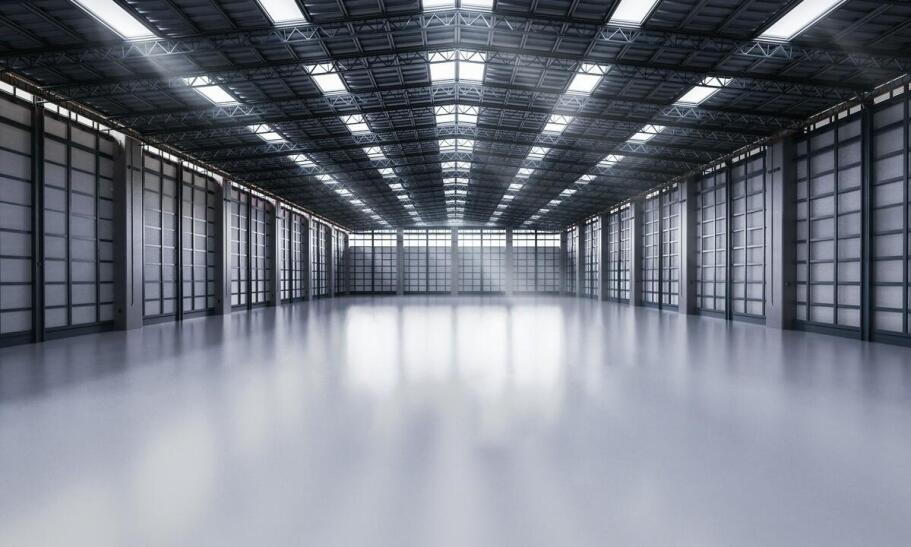 Naświetla i świetliki z komorowych paneli poliwęglanowych – naturalne źródło światła