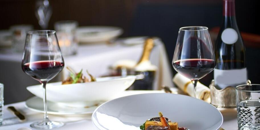 Jak przygotować salę bankietową do przyjęcia gości biznesowych?