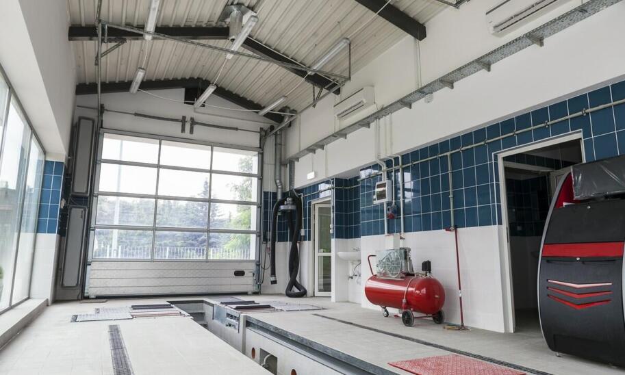 Rola warsztatu blacharsko-lakierniczego w procesie naprawy zderzaków