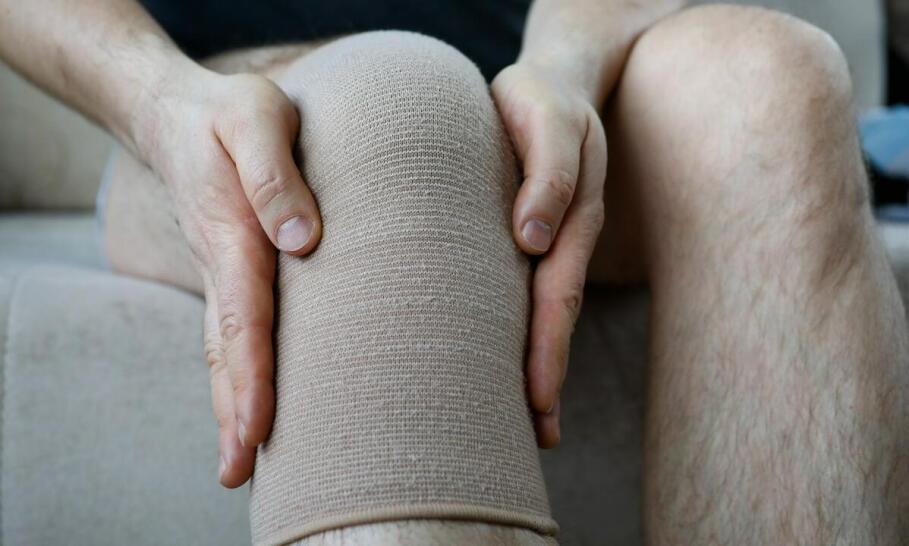 Szyna rehabilitacyjna na kolano – kluczowe aspekty użytkowania i konserwacji