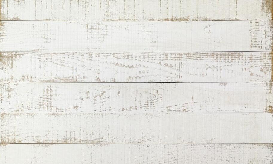 Jak usunąć farbę z futryny okiennej?