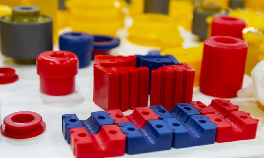 Ile kosztuje montaż listew podłogowych?