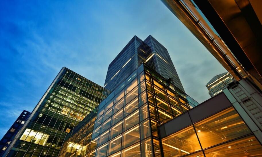 Jakie samoloty latają w PLL LOT?