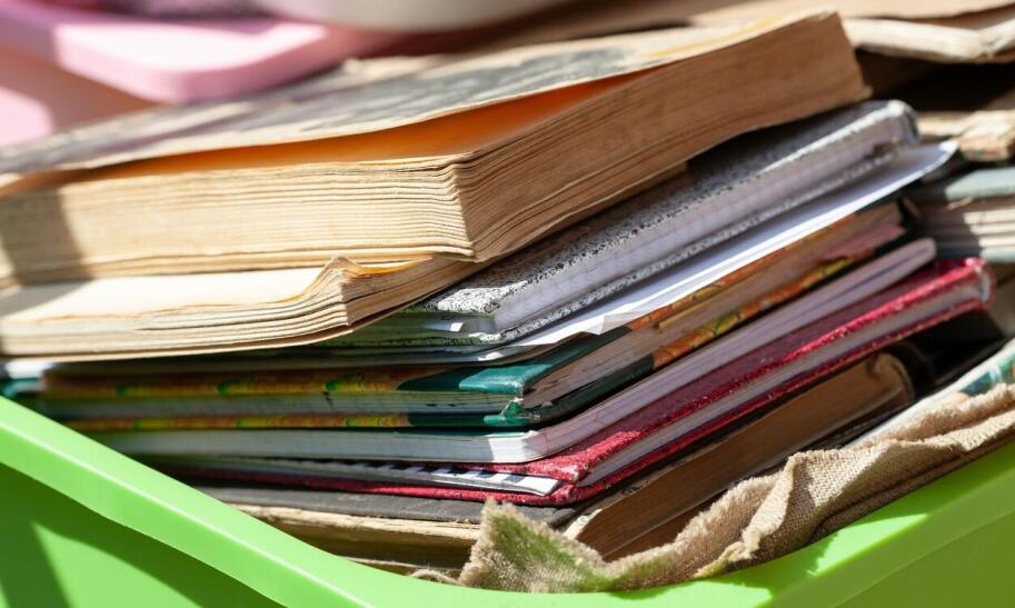 Co zrobić ze starymi książkami szkolnymi?
