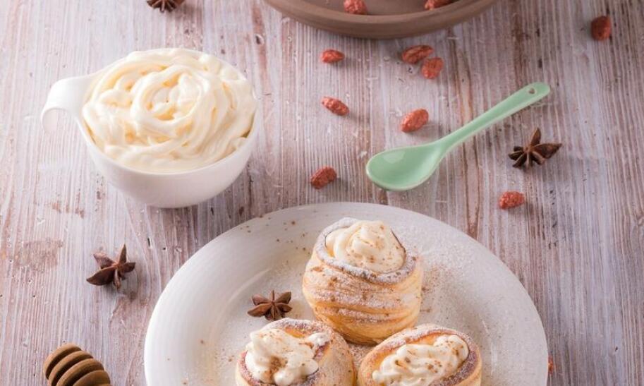 Jak zrobić ser biały na naleśniki?