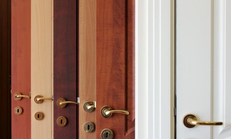 Wybór drzwi zewnętrznych a klimat – jak dopasować drzwi do warunków pogodowych?