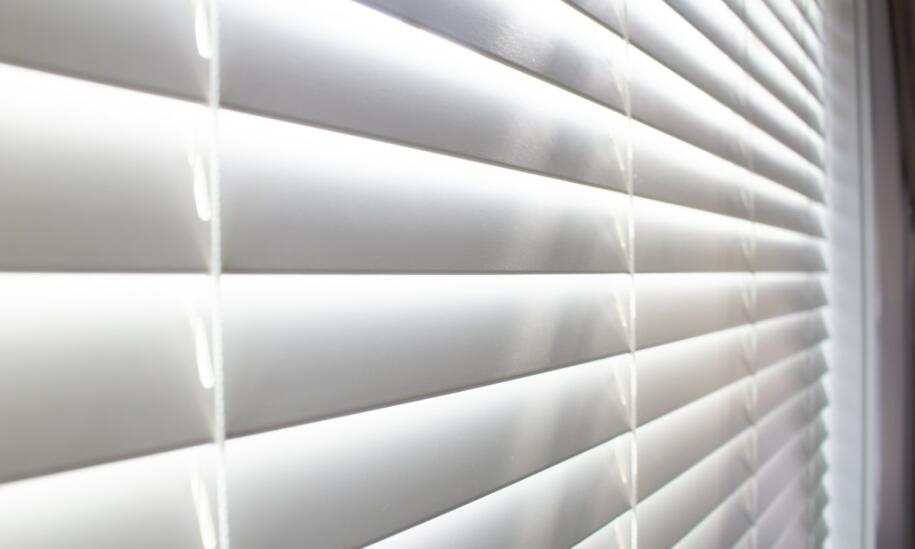 Jak żaluzje łódź mogą przyczynić się do oszczędności energetycznej?