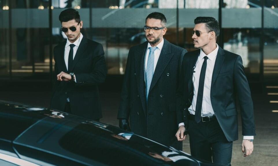 Ochrona i bezpieczeństwo: co oferują profesjonaliści z wieloletnim doświadczeniem?