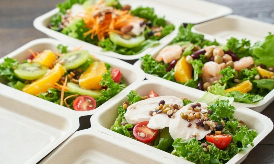 Dieta slim w cateringu dietetycznym – skuteczna metoda na utratę wagi