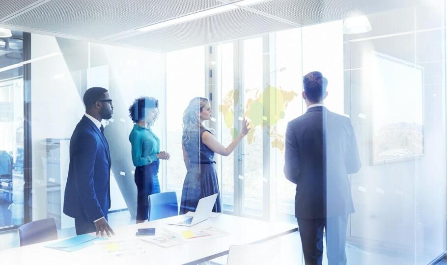 Kluczowe korzyści wynikające z adaptacji projektów do specyficznych potrzeb lokalnych