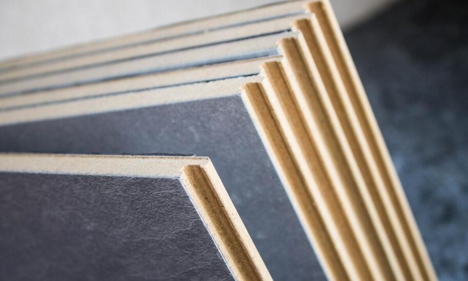 Jakie są dostępne rodzaje papieru czarnego na rynku?