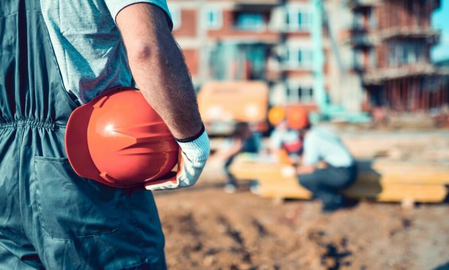 Znaczenie kierownika budowy w procesie adaptacji przestrzeni w Oleśnicy