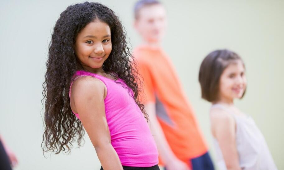 Jakie są skuteczne metody profilaktyki wad postawy u dzieci?